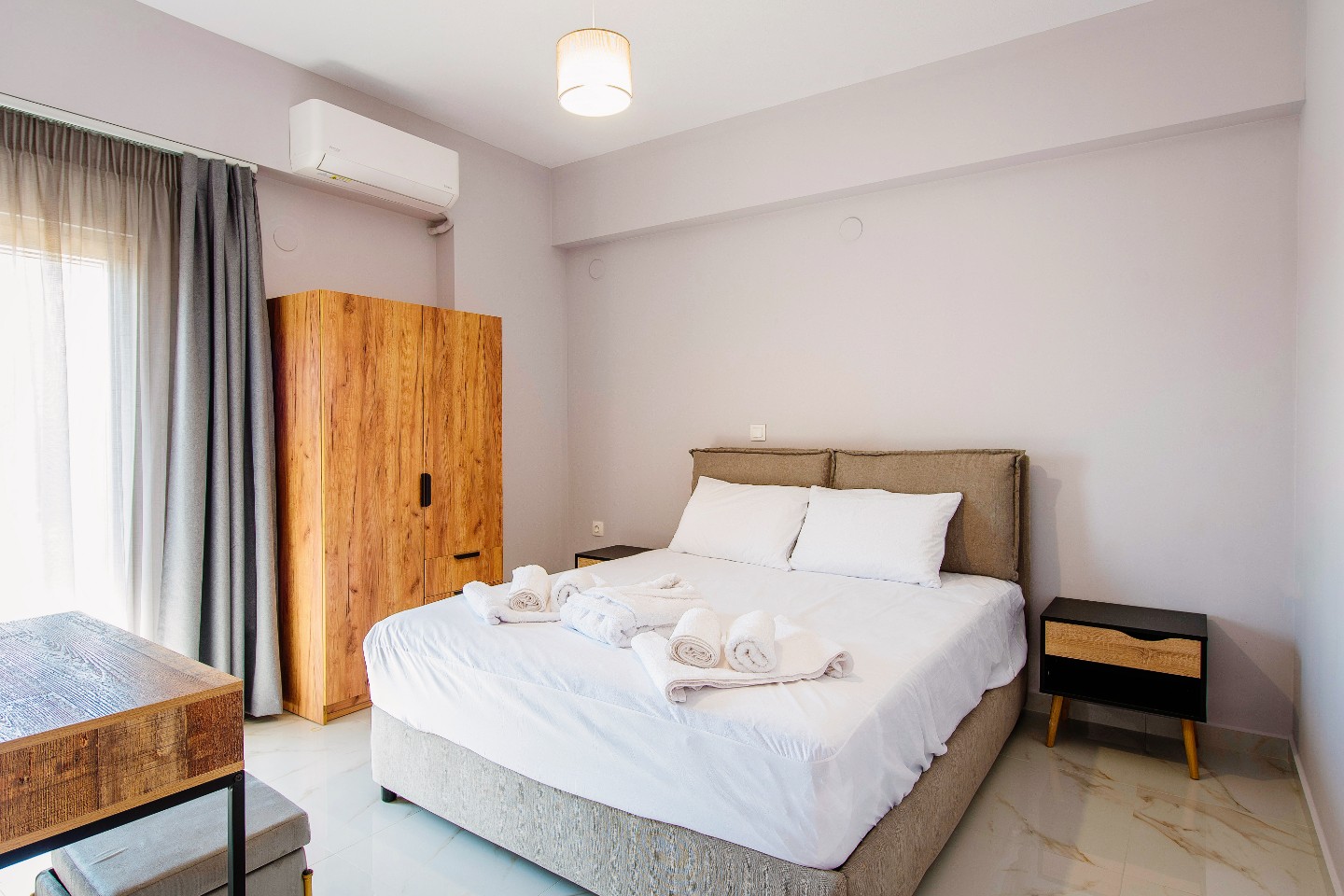 Eunoia Villas Atropos Bedroom